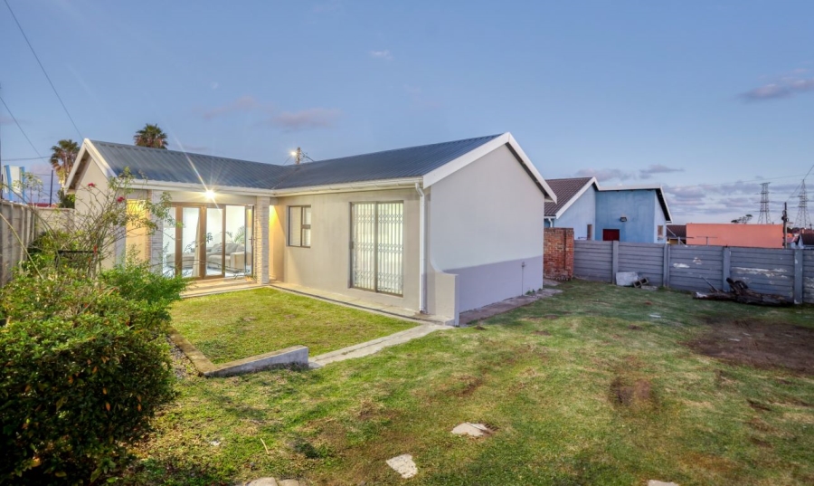 3 Bedroom Property for Sale in Wilsonia Eastern Cape